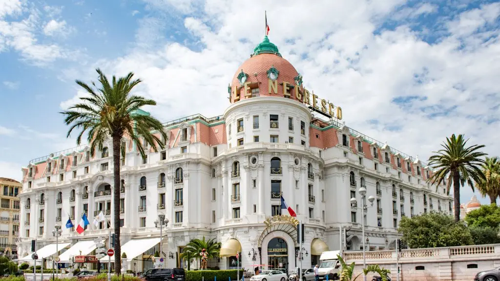 Hôtel Negresco à Nice : un voyage dans l’histoire du luxe et de l’élégance